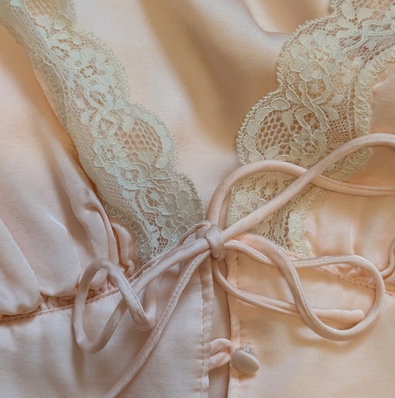 Rumoured Blouse - Picture 6 of 8